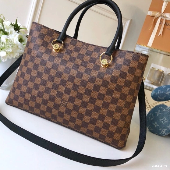 WIS RIVERSIDE Vuitton Louis 0709